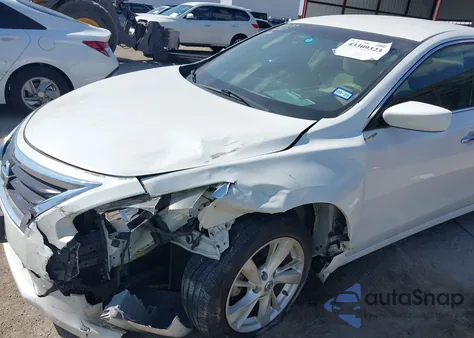 2013 Nissan Altima 2.5 Sv z USA, uszkodzony, nr VIN 1N4AL3AP6DN423639